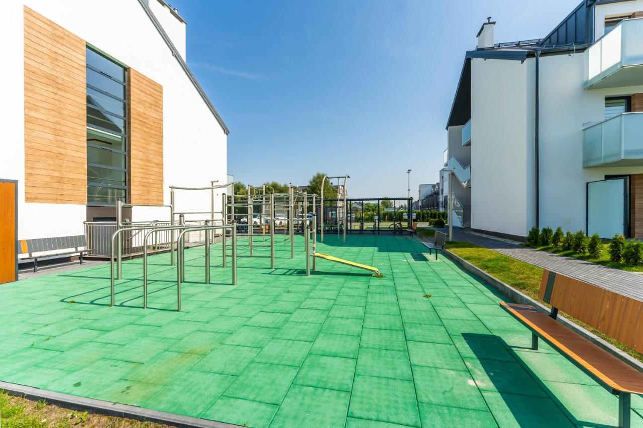 Apartament Sloneczny Przy Morzu Z Klimatyzacja Гжибово Екстериор снимка