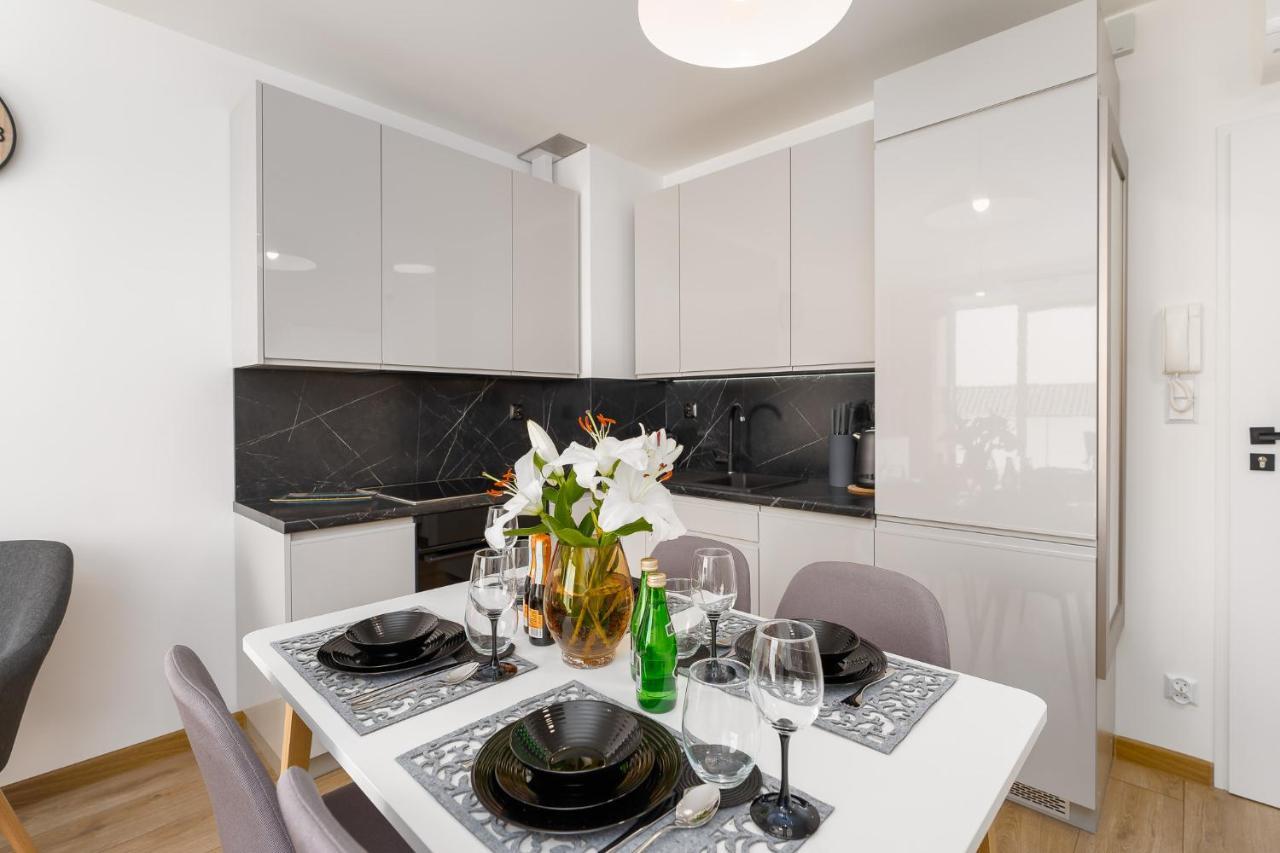 Apartament Sloneczny Przy Morzu Z Klimatyzacja Гжибово Екстериор снимка